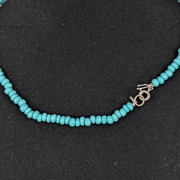 (2/$20) V. Turquoise Beaded Necklace - Picture 4 of 5